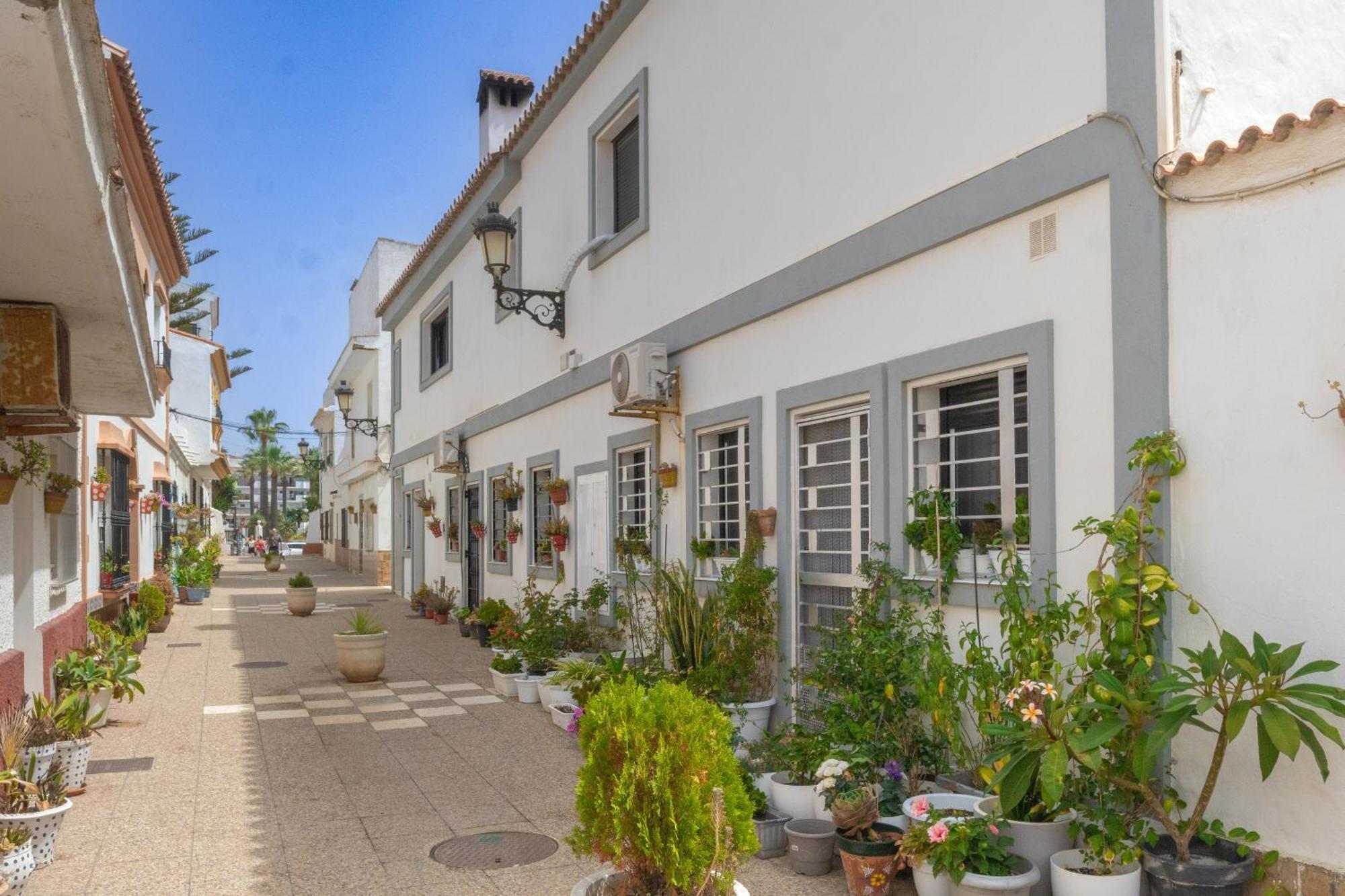 9 Penthouse With Amazing Sea Views, Close To Golf Manilva Duquesa Exterior foto